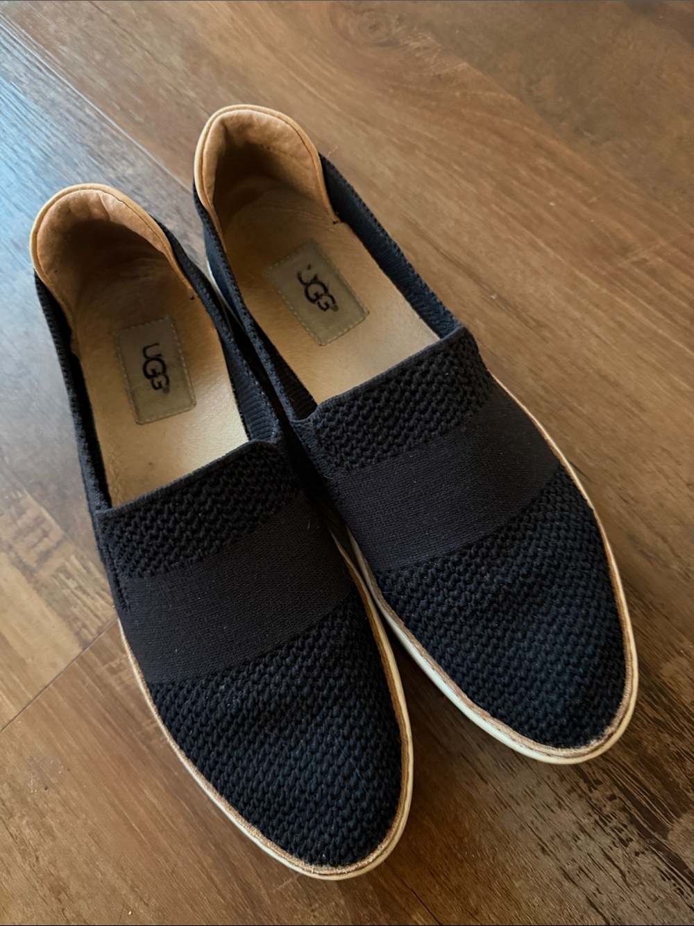 UGG Sammy slip on sneaker - Picture 4 of 6